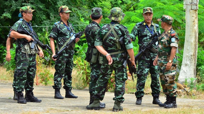 Sự cố đáng tiếc này xảy ra trong bối cảnh Ấn Độ đang hồi hương 184 quân nhân Myanmar về nước. Các binh sĩ Myanmar vào bang Mizoram của Ấn Độ để thoát khỏi nguy hiểm, sau khi đụng độ với nhóm vũ trang Myanmar ở biên giới.