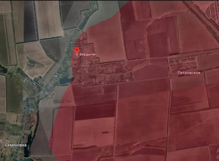  Quân Nga đã chọc thủng tuyến phòng thủ thứ nhất của Ukraine ở phía tây thành phố Avdiivka và đang đột phá vào tuyến phòng thủ thứ hai. Theo nhà báo, kiêm blogger người Ukraine Yuriy Podolyaki, chỉ huy Quân đội Ukraine lo ngại về hoạt động của Nga gần Berdychi, vì ở đó có một ngọn đồi có tầm quan trọng chiến lược.