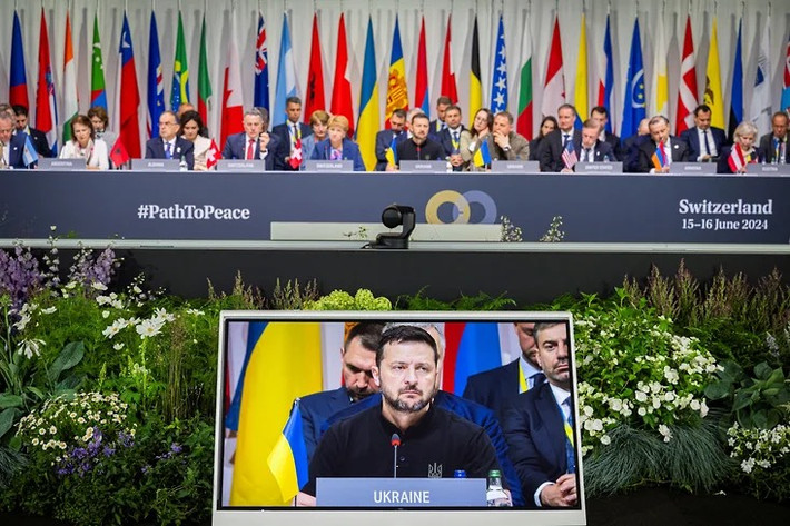 Việc Ukraine phát động cuộc tấn công quy mô lớn vào thời điểm này, rõ ràng là do những cân nhắc về mặt chính trị. Hội nghị thượng đỉnh về hòa bình cho Ukraine tại Thụy Sĩ vừa kết thúc và không đạt được kết quả như mong muốn. Ukraine khó có thể đạt được mục tiêu của mình thông qua đấu tranh chính trị.