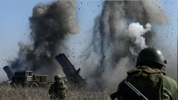 Đồng thời Krasnogorovka là một trong những thành trì của Ukraine. Việc mất Krasnogorovka có nghĩa là toàn bộ tuyến phòng thủ đầu tiên của Ukraine ở ngoại ô Donetsk được xây dựng ở đó từ năm 2014 đã bị phá hủy. (Nguồn ảnh: Southfront.press, Topwar, Ukrinform).