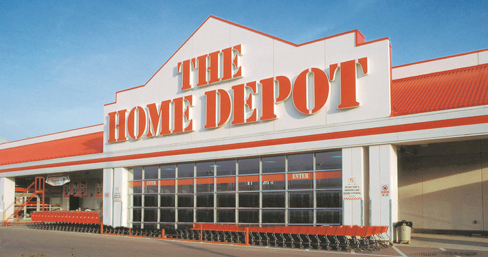 Cũng bảo vệ vị trí thành công của mình là Home Depot với thương hiệu trị giá 33,74 tỷ đô la. Tập đoàn bán lẻ cung cấp thiết bị gia đình này có tới 2.284 cửa hàng ở khắp Bắc Mỹ. Ảnh: Bensbargains.