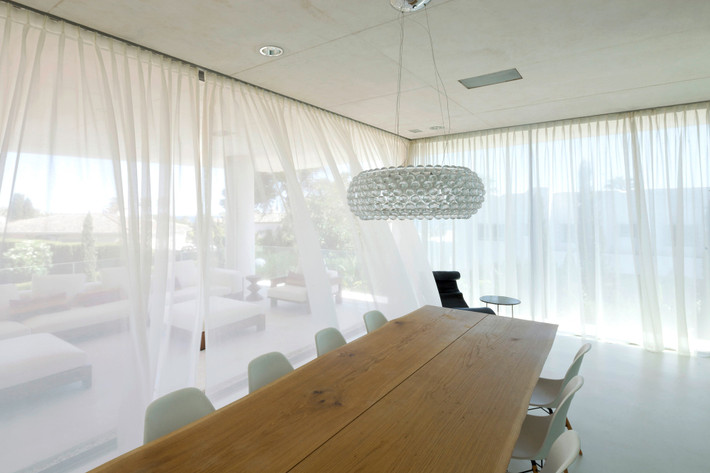 Jellyfish House còn sở hữu phòng xông hơi khô và phòng xông hơi ướt nằm ở tầng một.