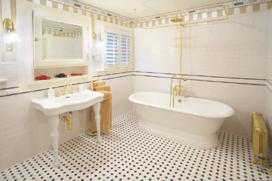 Loại vật liệu này không những đa dạng về mẫu mã mà còn chống thấm nước tốt và giá thành phù hợp. Ảnh: Xaydungnamsao.