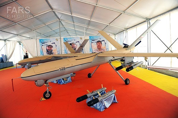 Ngoài UAV Shahed-136, loại UAV tầm xa Shaheed-129 của Iran cũng rất tốt; theo một số thông tin, đây có thể là mẫu UAV được sao chép từ loại UAV MQ-1 Predator của Mỹ. Nhưng chúng đơn giản hơn và rẻ hơn nhiều so với UAV trong cùng phân khúc như Predator hoặc UAV TB-2 của Thổ Nhĩ Kỳ.