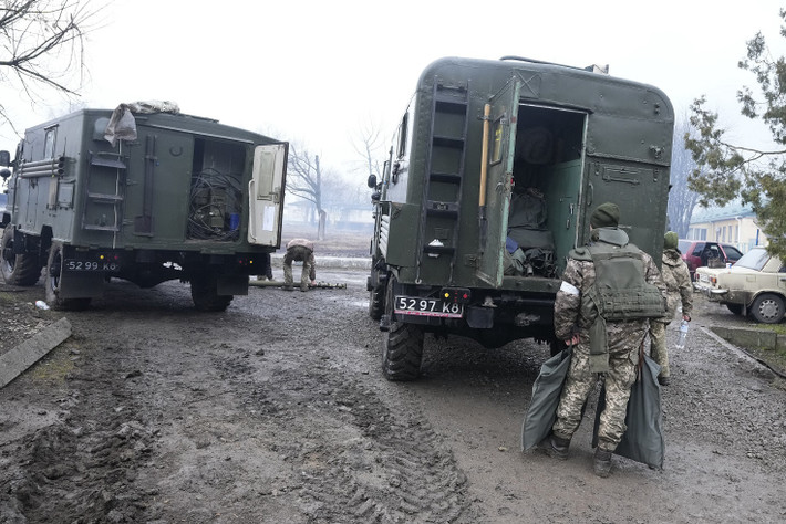 Tuy nhiên như thường lệ, báo cáo chiến đấu của Không quân Ukraine không đưa ra bất kỳ chi tiết nào về mục tiêu bị bắn rơi; đồng thời khẳng định máy bay chiến đấu Ukraine tiếp tục “đối đầu áp đảo” lực lượng Nga trên không và tuần tiễu, yểm hộ cho máy bay Su-25 và Su-24M của họ tấn công các mục tiêu mặt đất của Nga?
