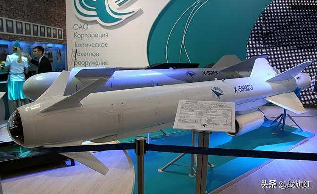 Hiện nay, số lượng chiến đấu cơ Su-57 trong tay Không quân Nga là rất hạn chế; cũng do số lượng Su-57 rất hạn chế, nên quân đội Nga phải sử dụng Su-57 giống như dùng “thép tốt trên lưỡi dao”; như vậy mới có thể mang lại nhiều giá trị răn đe nhất cho quân đội Nga.