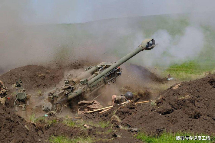 Hiện Quân đội Ukraine được Mỹ và các quốc gia đồng minh của Mỹ viện trợ một số lượng lớn lựu pháo M777. Loại pháo cỡ nòng 155mm này, có khả năng bắn đạn pháo dẫn đường chính xác, hiện là loại pháo chủ lực của quân đội Ukraine.