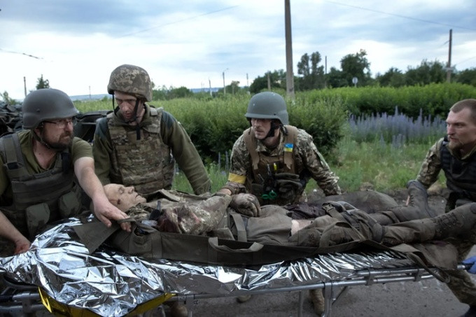 Để tiến công thuận lợi, Quân đội Nga phải dùng hỏa lực chế áp Quân đội Ukraine. Sau đó, cần phải tính toán một km vuông mỗi ngày cần bao nhiêu đạn pháo để ngăn chặn có hiệu quả sự di chuyển tự do, cũng như tiêu diệt các ổ đề kháng của Quân đội Ukraine trong khu vực trên.