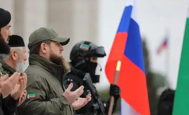 Lực lượng vũ trang Chechnya lúc này bao gồm khoảng một trung đoàn, trong khi củng cố thành tích chống khủng bố ở Chechnya, đã tích cực hợp tác với Quân đội Nga để tiếp tục tiêu diệt các thành viên vũ trang bất hợp pháp, rải rác trong lãnh thổ Chechnya.