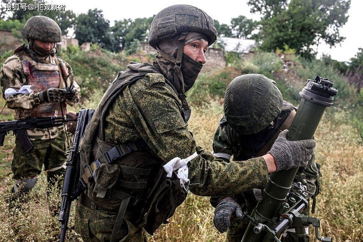 Quân đội Ukraine cũng cố gắng tiến hành các cuộc tấn công theo hướng Makievka, Proshenka và Chervonopopivka. Do sự chống trả tích cực của quân đội Nga, quân đội Ukraine đã triệt thoái dần. Đồng thời, pháo binh Nga bắn bao trùm quân đội Ukraine ở khu vực Terni và Kirovsik.