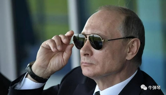 Tổng thống Nga Putin luôn có những bước đi khiến đối thủ phải bất ngờ; hôm qua, ông có những hành động bất thường khiến EU phải ngộp thở, khi ông tuyên bố rằng, Nga sẽ chỉ chấp nhận thanh toán bằng đồng rúp, đối với khí đốt tự nhiên do Nga cung cấp, cho "các quốc gia và khu vực không thân thiện".