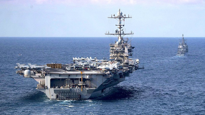 Cách đây không lâu, người ta đã thông báo rằng, tàu sân bay Harry Truman có thể ở trong khu vực, để hỗ trợ Quân đội Ukraine trong trường hợp tấn công Donbass; ngoài số tiêm kích hạm, số tàu hộ vệ của biên đội tàu sân bay, được trang bị nhiều tên lửa hành trình Tomahawk; tầm bắn bao phủ toàn bộ khu vực Miền Đông Ukraine.