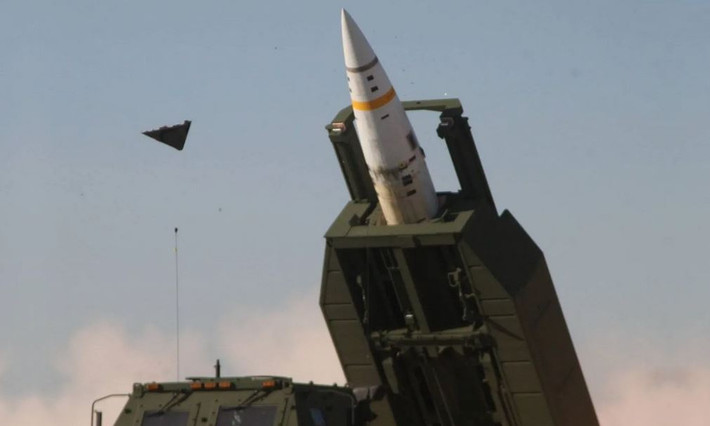 Nếu một ngày nào đó Quân đội Ukraine sở hữu loại tên lửa HIMARS với tầm bắn 300 km, Quân đội Ukraine mới thực sự có khả năng tấn công căn cứ và tàu chiến của Hạm đội Biển Đen của Nga ở Sevastopol. Mặc dù các cuộc tấn công như vậy, khó có thể gây ra nhiều thiệt hại cho Quân đội Nga, nhưng cũng tăng thêm một mối nguy cho Quân đội Nga.