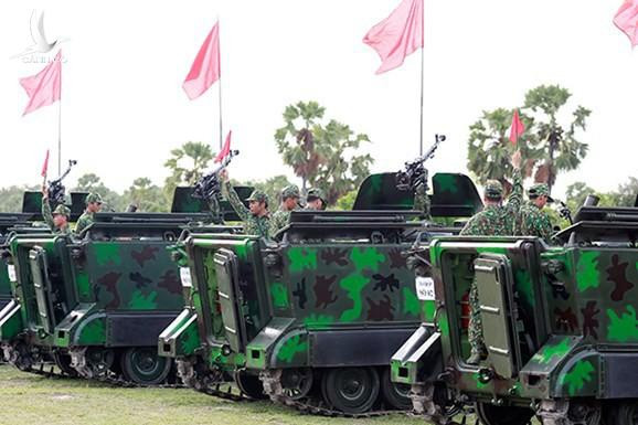 Chúng ta có quyền tự hào về những bước tiến lớn của công nghiệp quốc phòng nước nhà. Tin tưởng rằng với trí thông minh, không ngừng sáng tạo, đặc biệt là khát vọng làm chủ công nghệ và bản lĩnh Việt Nam, trong tương lai vũ khí “Made in Vietnam” sẽ còn vươn cao, bay xa hơn nữa.