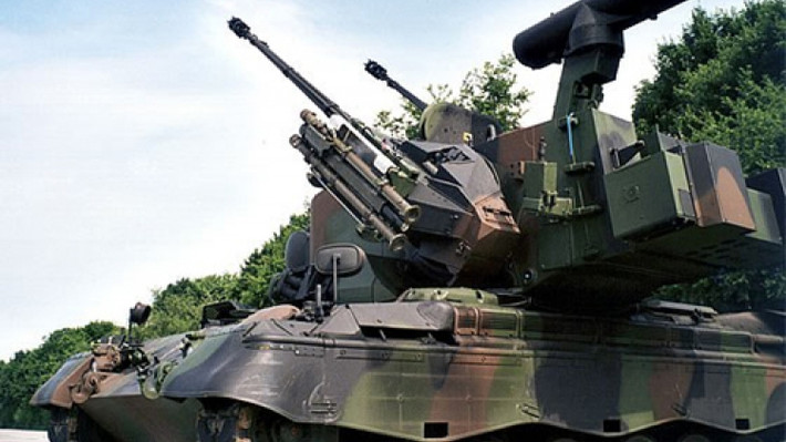 Quá trình này thậm chí được cho là sẽ kéo dài hơn đối với Ukraine, nơi binh lính của họ sẽ phải định hướng lại từ việc sử dụng các loại vũ khí có ảnh hưởng từ thời Liên Xô, sang các loại vũ khí mới hơn của phương Tây, vốn có thiết kế và triết lý hoạt động hoàn toàn khác.