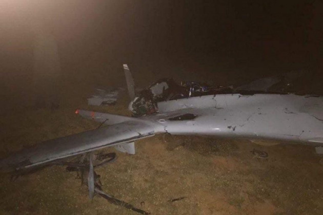 Do màn trình diễn xuất sắc của UAV TB2 trong cuộc chiến tại Syria, Lybia và đặc biệt là cuộc xung đột Nagorno-Karabakh, nên đã thu hút được sự chú ý rộng rãi. Tuy nhiên trong cuộc xung đột Nga-Ukraine, UAV TB2 đã mất dạng trên bầu trời Ukraine và liên tục bị phòng không của Nga bắn rơi.