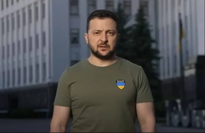 Tổng thống Ukraine Volodymyr Zelensky cho biết, trong 24 giờ qua, Lực lượng vũ trang Ukraine đã bị tổn thất rất nghiêm trọng, tại các khu vực Donetsk và Kharkov.