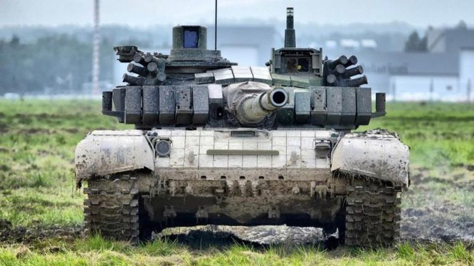 Ngoài ra còn có bao nhiêu binh lính Ukraine trong những chiếc xe tăng Ba Lan bị phá hủy này không? Khi đến 30 xe tăng (tương đương một tiểu đoàn xe tăng) bị tiêu diệt, chỉ trong một lần tấn công của Quân đội Nga”, chuyên gia Evseev phân tích.