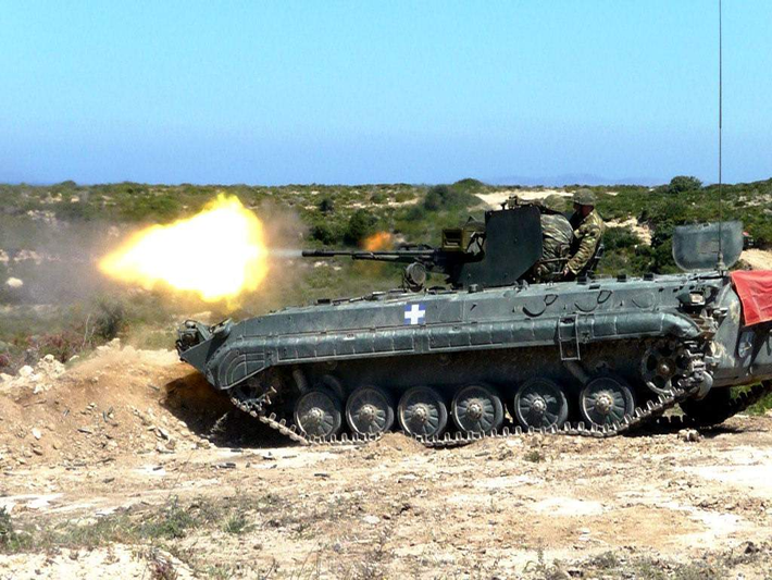 Trước đó Hy Lạp đã đồng ý chuyển giao cho Ukraine tất cả số xe BMP-1 hiện đang có trong biên chế quân đội Hy Lạp (200 chiếc), nhưng với điều kiện chúng phải được thay thế bằng các xe BMP do phương Tây sản xuất, cụ thể là Marder của Đức.