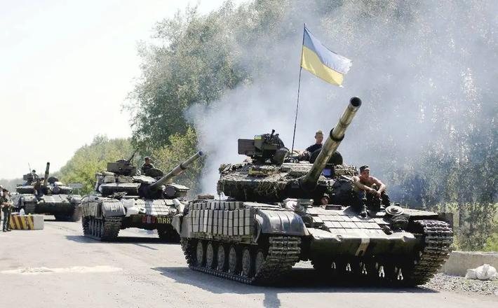 Thị trấn Marinka có tầm quan trọng chiến lược, vì nó nằm không xa Donetsk và đóng một trong những vai trò quan trọng trong thế trận phòng thủ của Quân đội Ukraine tại khu vực này trong những năm gần đây.