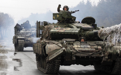 Trên hướng phía nam Ukraine, Quân đội Nga sau khi làm chỉ hoàn toàn thành phố Kherson, đã tiến đánh thành phố cảng Nikolayev. Các Lực lượng Vũ trang Nga gặp phải ít sự kháng cự và vượt qua Nikolayev, và họ tiến sâu vào khu vực này, gần như tiến đến biên giới phía bắc.