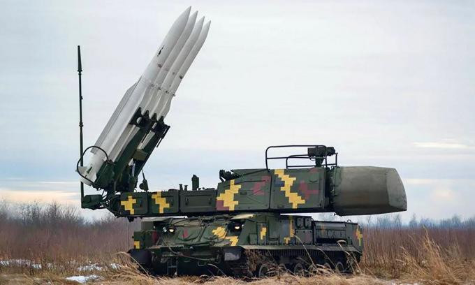 Hiện nay Ukraine vẫn còn một số lượng lớn tên lửa phòng không tầm trung và tên lửa phòng không di động, nhưng vẫn khá khó khăn để chống lại tên lửa hành trình; lý do là Nga đã thay đổi chiến thuật.