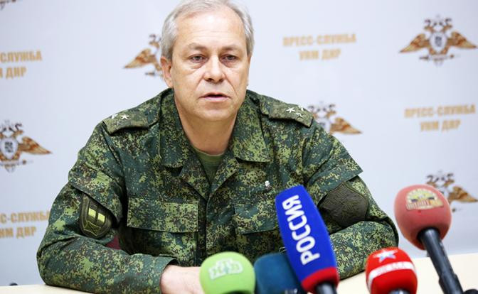 Người phát ngôn của nhà nước cộng hòa Donetsk tự xưng, Eduard Basurin tuyên bố trên sóng của kênh Russia 24 TV: Các lực lượng vũ trang của Ukraine đang chiến đấu tại thành phố Mariupol chỉ có hai lựa chọn, đầu hàng hoặc bị tiêu diệt.