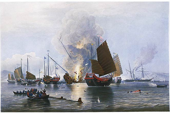 Từ tháng 9/1839, những vụ đụng độ nhỏ đã xảy ra giữa các tàu chiến Anh và tàu chiến Trung Quốc ở cảng Cửu Long khi tàu chiến Trung Quốc ngăn người Anh lên bờ mua thực phẩm. Tuy nhiên tàu chiến Trung Quốc không địch nổi hỏa lực từ tàu Anh nên bỏ chạy; người Anh lên bờ và mua được thực phẩm.