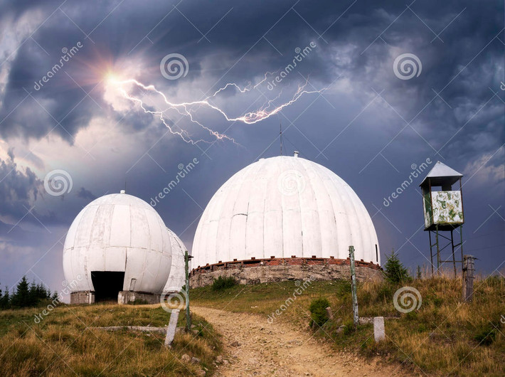 Không rõ vì lý do gì, mà không một trạm radar nào của Hải quân Ukraine phát hiện ra con tàu Nga và chỉ phát hiện ra, khi đã có thể nhìn thấy con tàu bằng mắt thường. Chiếc Ivan Khurs khi đó cách Odessa 36 km, thì con tàu mới “chính thức” bị phía Ukraine phát hiện.
