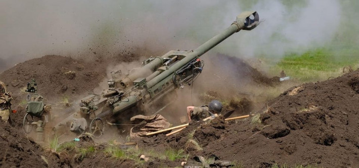 Tuy nhiên, những gì người Mỹ hỗ trợ Ukraine chỉ là phiên bản thiếu, bị cắt bớt nhiều tính năng, nhất là hệ thống điều khiển hỏa lực; khiến M777 không còn tính năng nguyên bản như ban đầu.