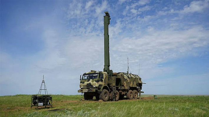 Hệ thống radar trinh sát pháo binh Penicilin của Nga, là loại radar hoạt động theo nguyên lý thụ động, hầu như không bị radar của Ukraine hay NATO phát hiện. Ngược lại, bản thân radar trinh sát pháo binh truyền thống là một nguồn phát tín hiệu điện từ lớn và xác suất sống sót của nó rất thấp, khi đối mặt với các đối thủ tác chiến điện tử mạnh mẽ như NATO.