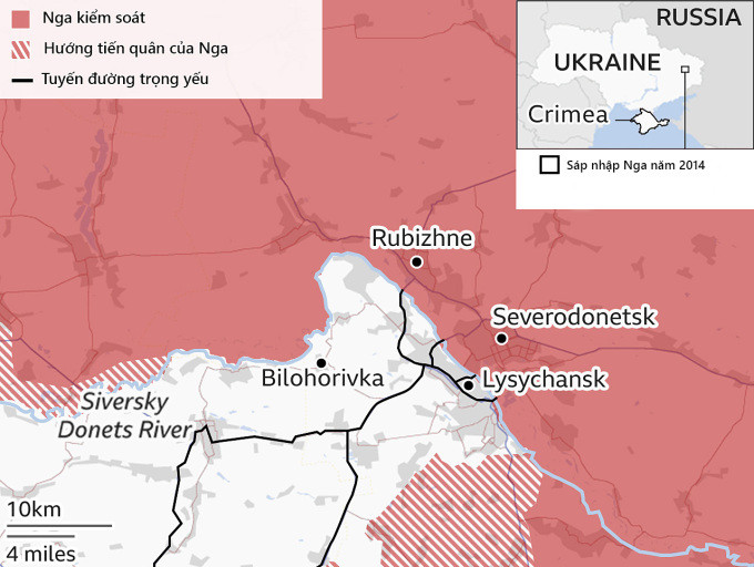 Thành phố Lysychansk là đô thị lớn cuối cùng do Ukraine kiểm soát tại tỉnh miền đông Lugansk, sau khi các đơn vị Quân đội Ukraine rút khỏi thành phố Severodonetsk bên kia sông Severskyi Donets hồi tuần trước.