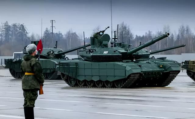 Theo thông tin từ Topwar, lô xe tăng chiến đấu chủ lực T-90M "Đột phá" mới nhất của Nga, đã được chuyển giao cho Quân đội Nga và nhiều khả năng sẽ được đưa tới chiến trường Donbass để tham chiến.