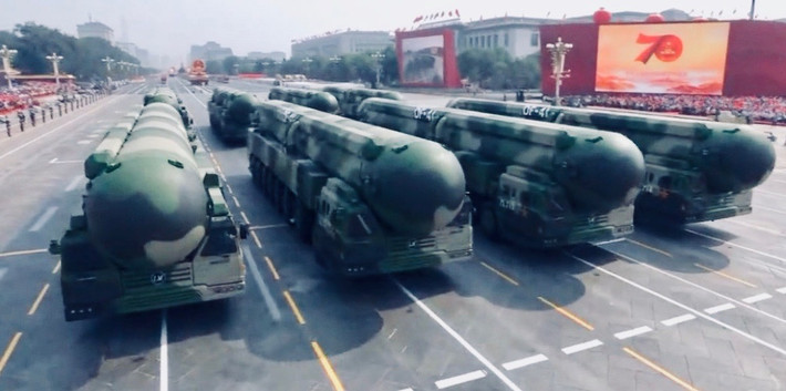 Dưới thời Tổng thống Mỹ, Eisenhower đã từng tuyên bố: "Với vũ khí hạt nhân, bạn thực sự có thể làm bất cứ điều gì bạn muốn"; nhưng tình hình thế giới đã khác. Với năng lực vũ khí hạt nhân hiện tại của Trung Quốc, rõ ràng là chưa đủ để Bắc Kinh có thể "làm bất cứ điều gì".