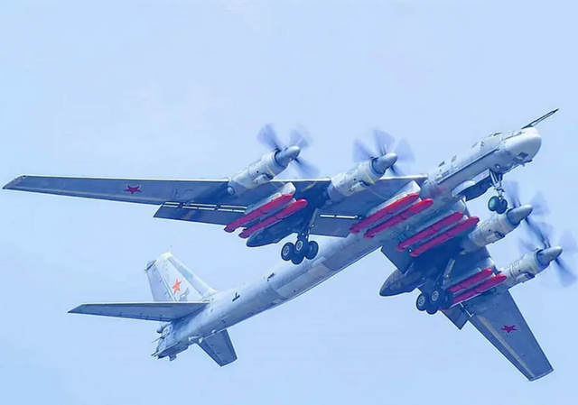 Vũ khí chủ yếu của các cuộc tập kích là tên lửa hành trình Kh-55 và Kh-101 được phóng đi từ máy bay ném bom, tên lửa hành trình Kalibr được hải quân phóng đi từ biển; thậm chí tên lửa đạn đạo cải tiến từ tên lửa phòng không S-300, cũng tham gia tấn công các mục tiêu trên mặt đất của Ukraine. Ngoài ra có sự tham gia với số lượng lớn của UAV tự sát Geran-2.