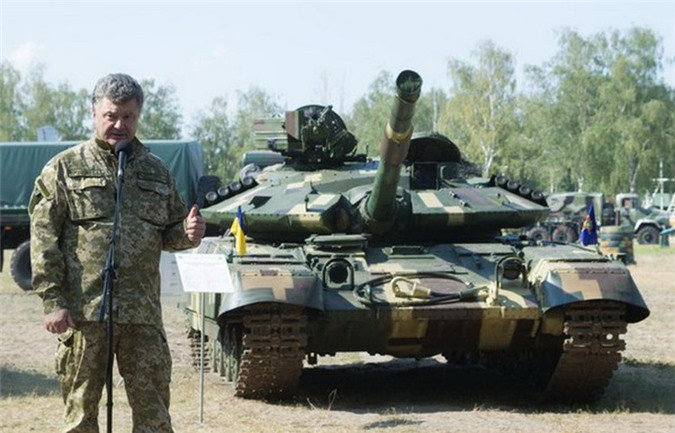 Ukraine đã rất ưu tiên số lượng hơn chất lượng khi đầu tư vào chiến tranh bọc thép và các xe tăng của nước này rất ít được nâng cấp hoặc cải tiến. Bên cạnh đó Ukraine còn bán đi một số lượng lớn những chiếc xe tăng của mình cho các quốc gia khác.