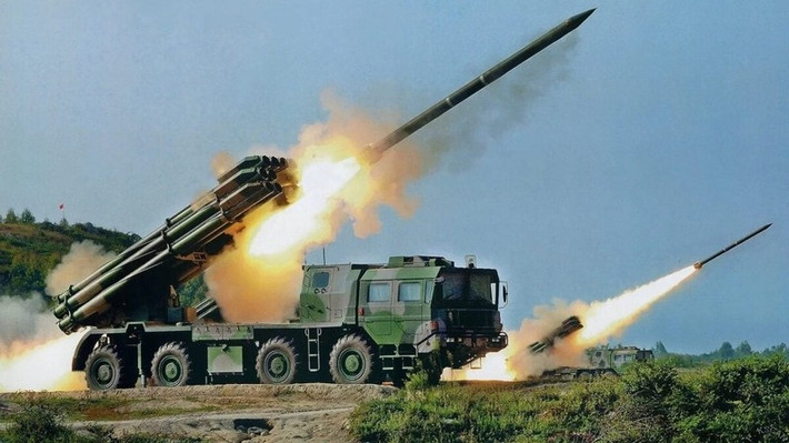 Quân Nga ngay lập tức đã dùng pháo phản lực phóng loạt hạng nặng BM-30 Smerch bắn phá dữ dội vào đội hình hành quân của quân Ukraine; sau đó đưa lực lượng xe tăng ra phản kích, tiêu diệt những gì còn sót lại của trận pháo kích trước đó.