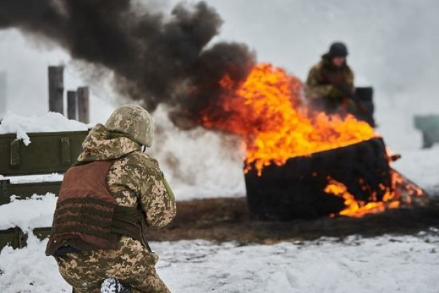 Kể từ sáng ngày 7/2, Donetsk và các vùng ngoại ô của thủ đô Cộng hòa Nhân dân Donetsk (DPR) tự xưng, đã hứng chịu các đợt pháo kích lớn từ Lực lượng vũ trang Ukraine.