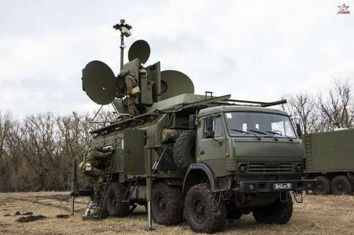 Sự xuất hiện của các hệ thống tác chiến điện tử của Nga gần biên giới Ukraine cho thấy, Nga sẵn sàng làm gián đoạn ngay cuộc tấn công của quân đội Ukraine, nếu Quân đội Ukraine cố gắng tấn công Donbass.