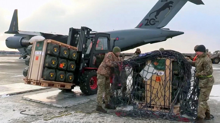 Các vũ khí tiên tiến của Mỹ và NATO sẽ được sử dụng ở chiến trường Ukraine, và cuộc chiến Ukraine đã trở thành "bãi thử" cho các loại vũ khí tiên tiến của cả phương Tây lẫn của Nga.