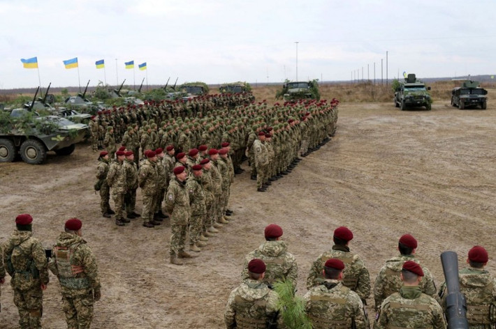 Trong những năm qua, cả quân đội Nga và Ukraine đều đã tiến hành cải tổ quân sự quy mô tương đối lớn, cuộc chiến này cũng là một phép thử đối với kết quả cải cách quân sự của cả hai bên.