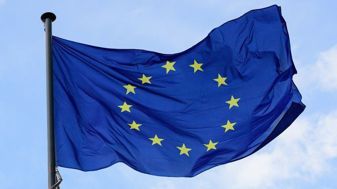 Về vấn đề Ukraine gia nhập EU, ông Podoljak, cố vấn của Văn phòng Tổng thống Ukraine nói rằng, việc Ukraine gia nhập Liên minh châu Âu, không được có bất kỳ trở ngại nào từ phía Nga.