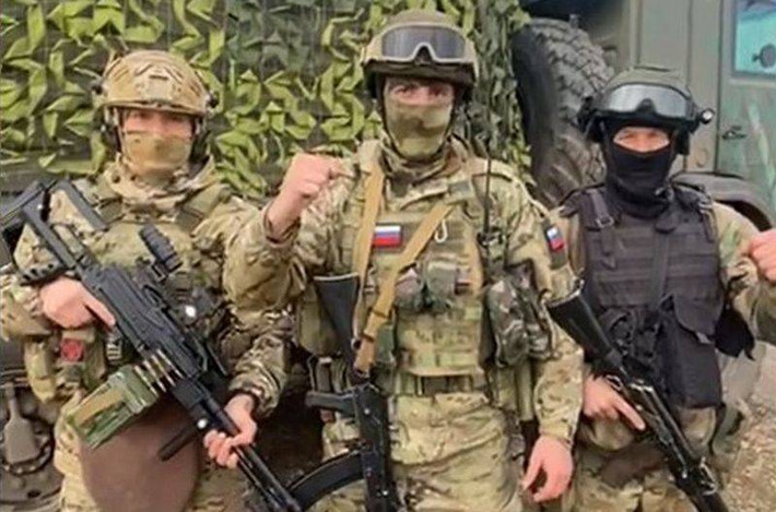 Theo truyền thông Nga và Ukraine, chiến dịch phản công của Ukraine tại Kherson đã chính thức bắt đầu. Còn nguồn tin được phía Ukraine đưa ra cách đây vài ngày cho biết, tổng quân số của quân đội Nga tại khu vực Kherson ước chừng khoảng 40.000 quân.