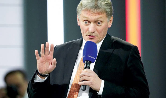 Đến lượt người phát ngôn Điện Kremlin Dmitry Peskov nói rằng, Moscow không tin tưởng vào những lời của Tổng thống Ukraine. “Để được tin tưởng, cần phải có kinh nghiệm trong những trường hợp đã giữ lời hứa tương ứng. Tuy nhiên, không có kinh nghiệm nào như vậy”, ông Peskov nhấn mạnh.