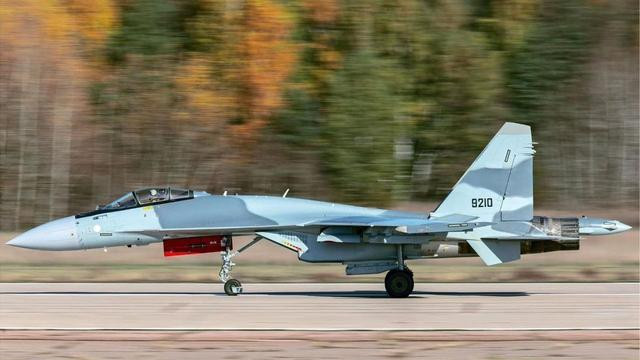 Trước đó đã có tin đồn Iran sẽ tiếp quản máy bay chiến đấu Su-35 mà Ai Cập mua, và tin đồn này có khả năng trở thành hiện thực, bởi Nga sẽ không lãng phí số máy bay chiến đấu Su-35 đã hoàn thiện. Số máy bay chiến đấu Su-35 có thể giao ngay và Iran có thể biến ước mơ thành hiện thực.