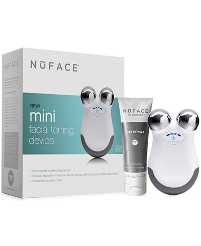 Máy chống nhăn và giúp da đều màu. Những tia đèn LED sẽ thâm nhập vào sâu trong da và xóa tan các nếp nhăn cũng như tình trạng da không đều màu. Đặc biệt là thiết bị này trông rất giống một chú ếch. Ảnh: Macys.