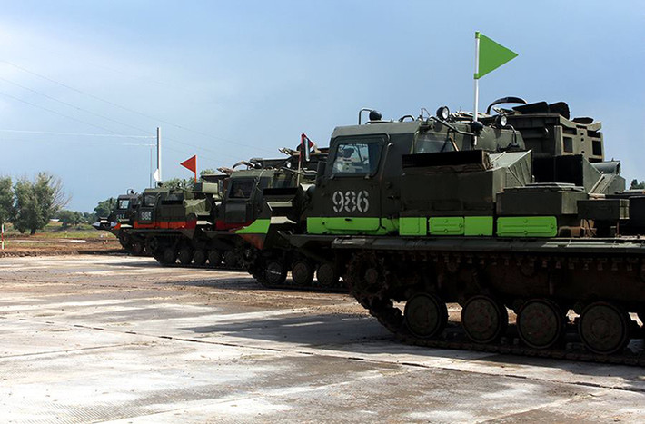 Máy đào hào MDK-3 được Quân đội Liên Xô phát triển để thay thế dòng MDK-2 đã lỗi thời, với khả năng đào các đường hào rộng hơn 3.7m và sâu 3.5m hiệu suất hoạt động của nó là hơn 600 mét khối giờ. Nguồn ảnh: Bộ Quốc phòng Nga