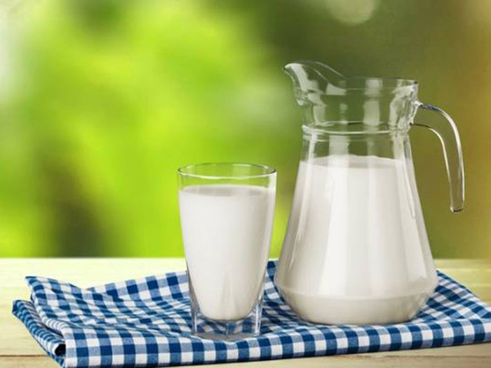 Bên cạnh đó, dưỡng chất trong loại sữa này đều được pha chế, không hề tự nhiên và tốt cho sức khỏe như các bậc phụ huynh vẫn nghĩ.