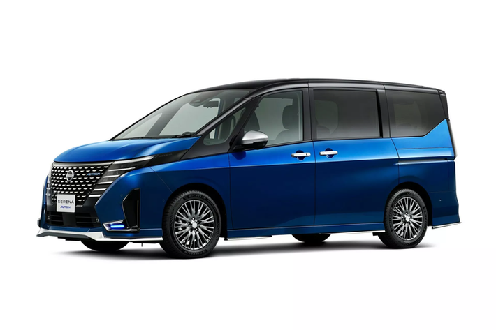 Bên cạnh R32 phiên bản chạy điện, Nissan sẽ giới thiệu hai mẫu xe Concept thuộc dòng xe X-Trail. Mẫu đầu tiên có tên là Unwind và dựa trên phiên bản mới nhất của mẫu xe Crossover này.