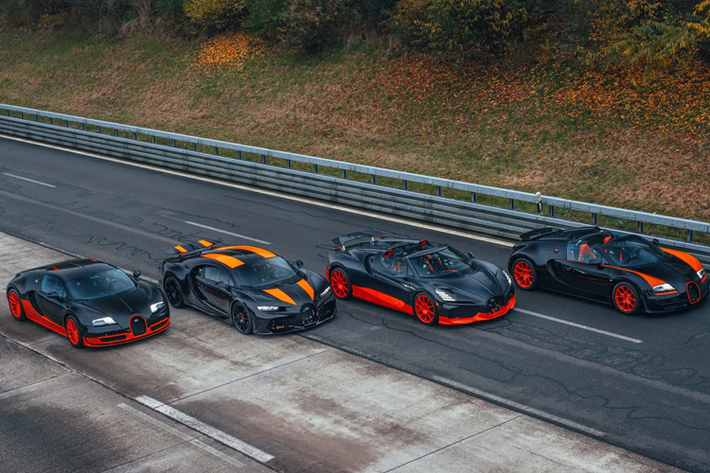 Mới đây, thương hiệu Bugatti Mistral đặc biệt chinh phục kỷ lục về tốc độ đã xuất hiện. Đây chính là chiếc xe thương mại mui trần nhanh nhất từ trước đến nay. Trong dịp này, chiếc xe Mistral đã được “tụ họp” cùng 3 tượng đại về tốc độ khác của thương hiệu này.